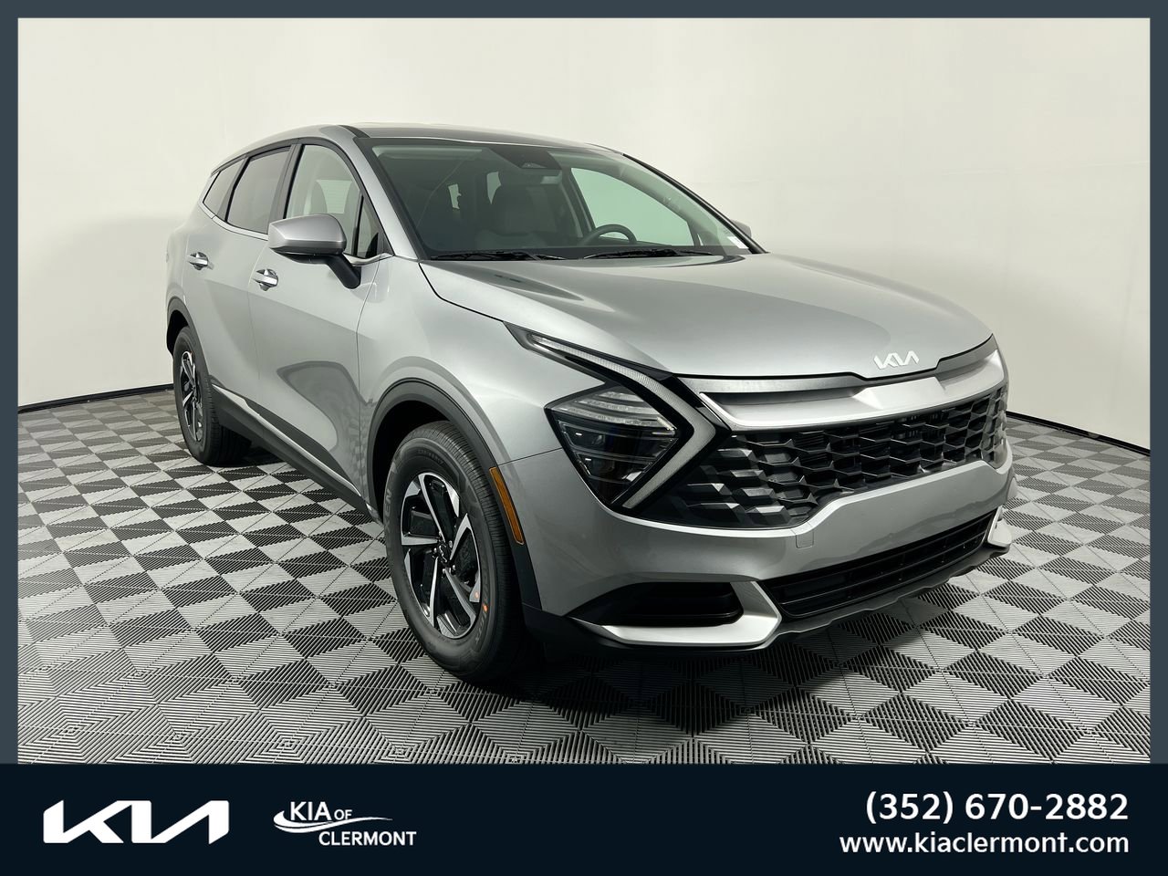 New 2026 Kia Sportage LX image 1