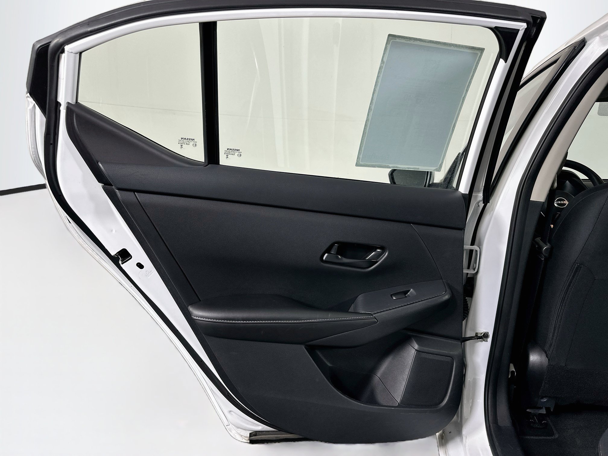 Used 2025 Nissan Sentra SV FWD image 25