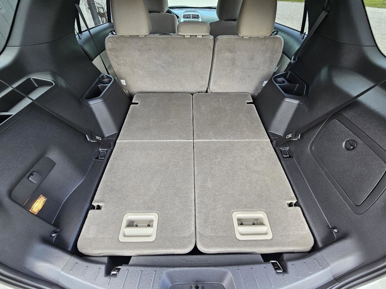 Used 2014 Ford Explorer XLT FWD image 29