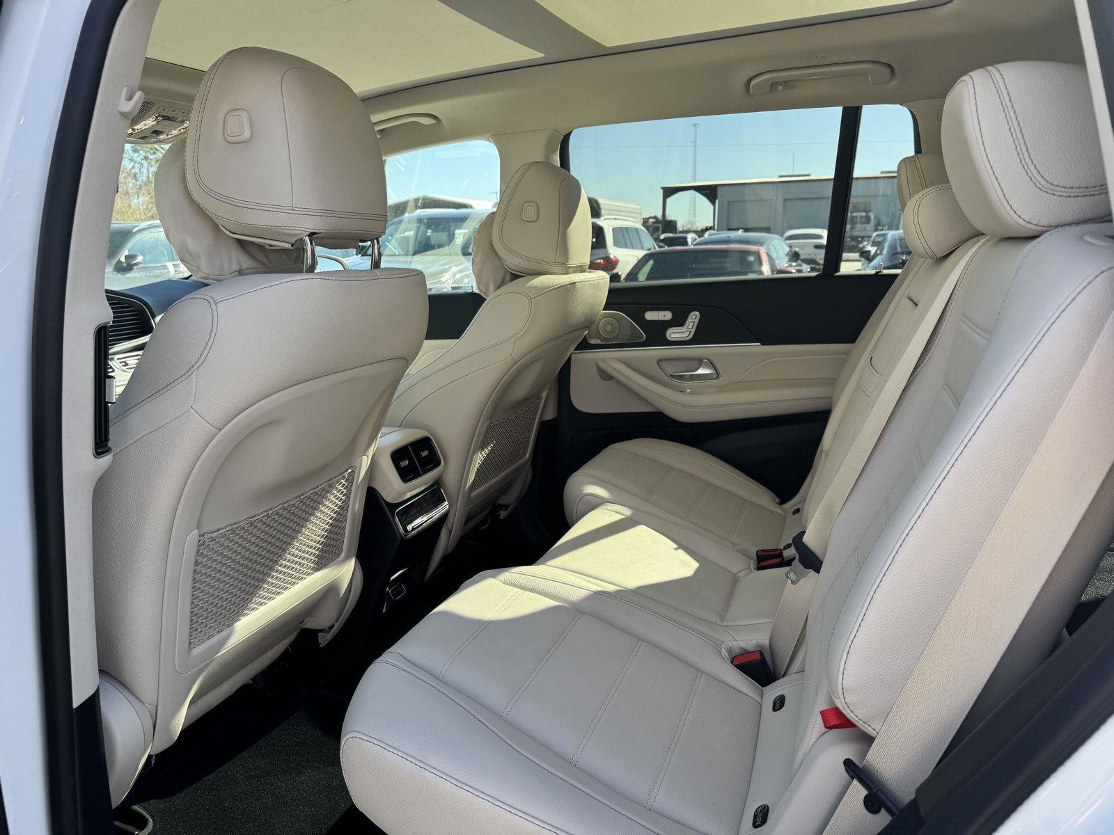 Certified 2026 Mercedes-Benz GLS 450 4MATIC image 16