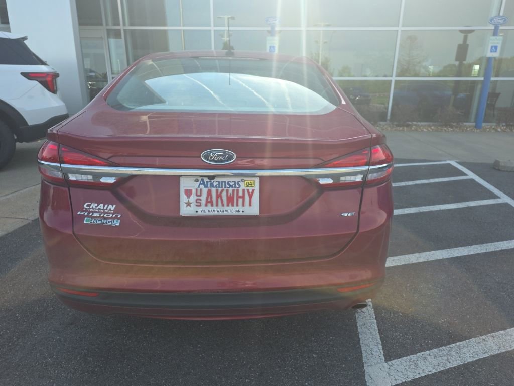 Used 2017 Ford Fusion Energi SE image 7