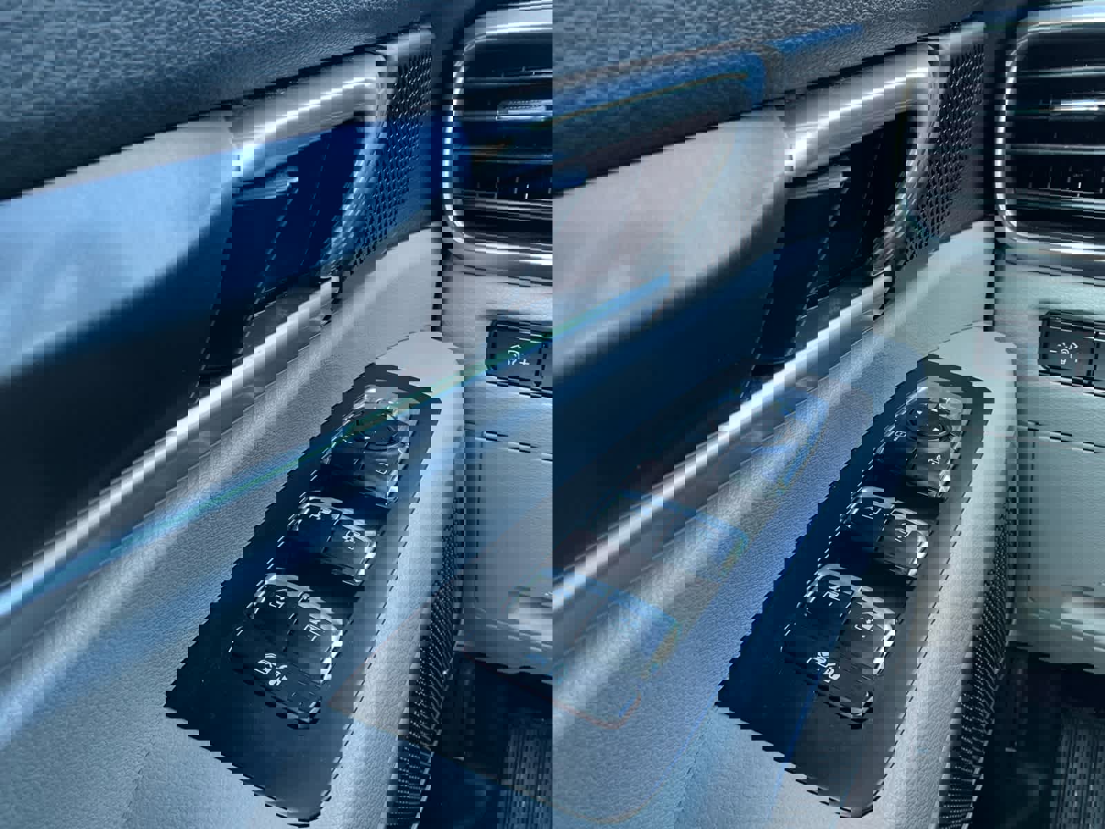 Used 2024 Kia Telluride S w/ S Sunroof Package image 22