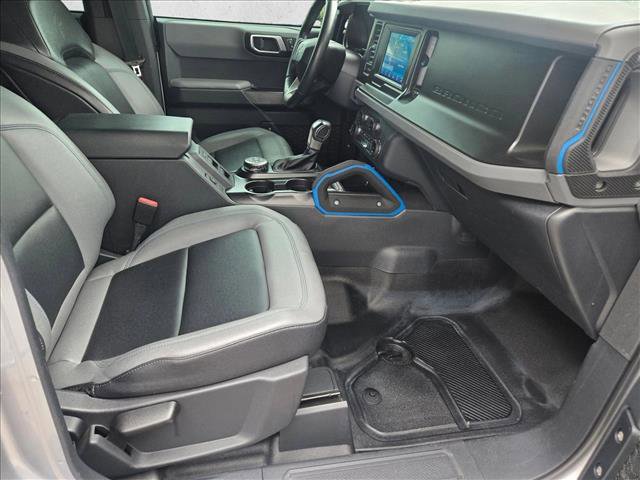 Used 2022 Ford Bronco Black Diamond w/ Sasquatch Package image 19