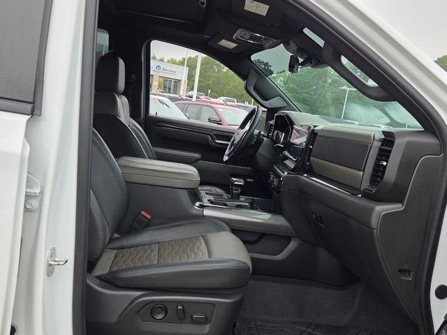 Used 2024 Chevrolet Silverado 1500 ZR2 w/ Technology Package AWD/4WD image 15