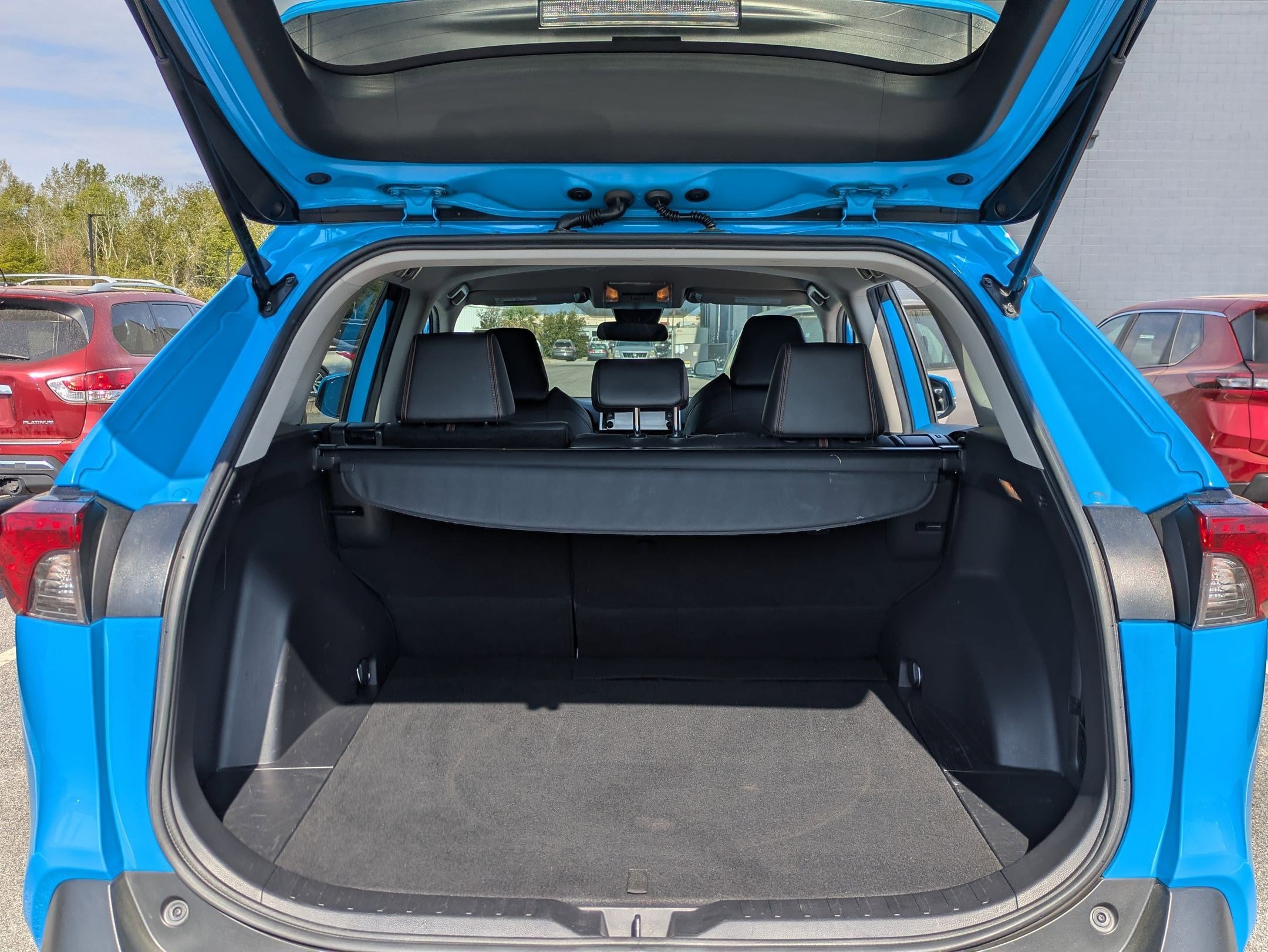 Used 2020 Toyota RAV4 Adventure AWD/4WD image 28