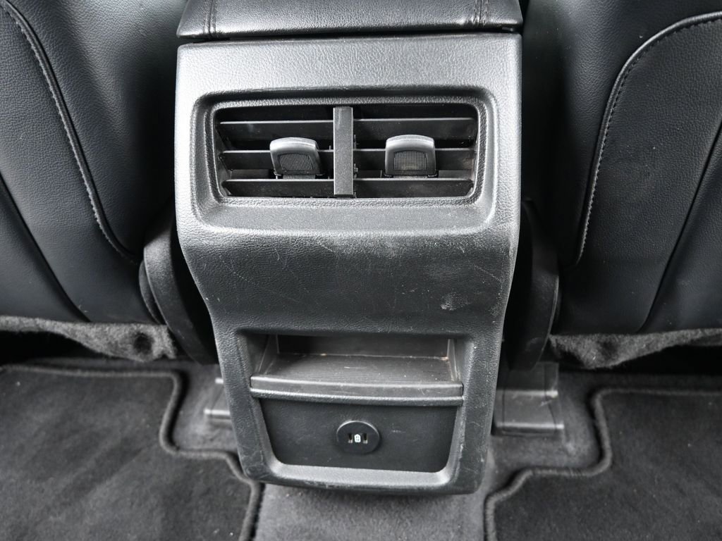 Used 2023 Ford Edge SEL image 44