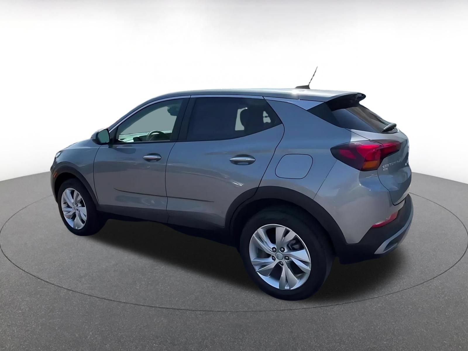 Used 2025 Buick Encore GX Preferred AWD/4WD image 9