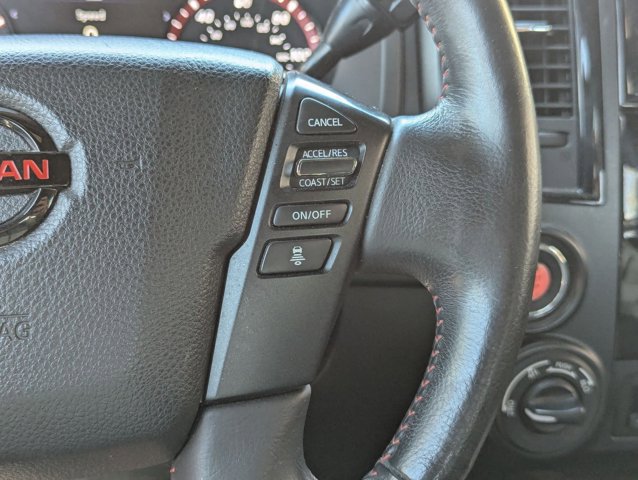 Used 2021 Nissan Titan PRO-4X w/ Pro-4x Convenience Package AWD/4WD image 12