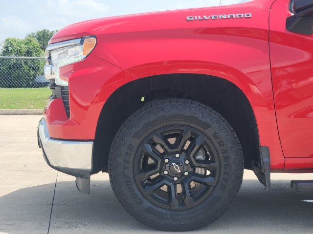 Used 2022 Chevrolet Silverado 1500 LT w/ Protection Package RWD image 8