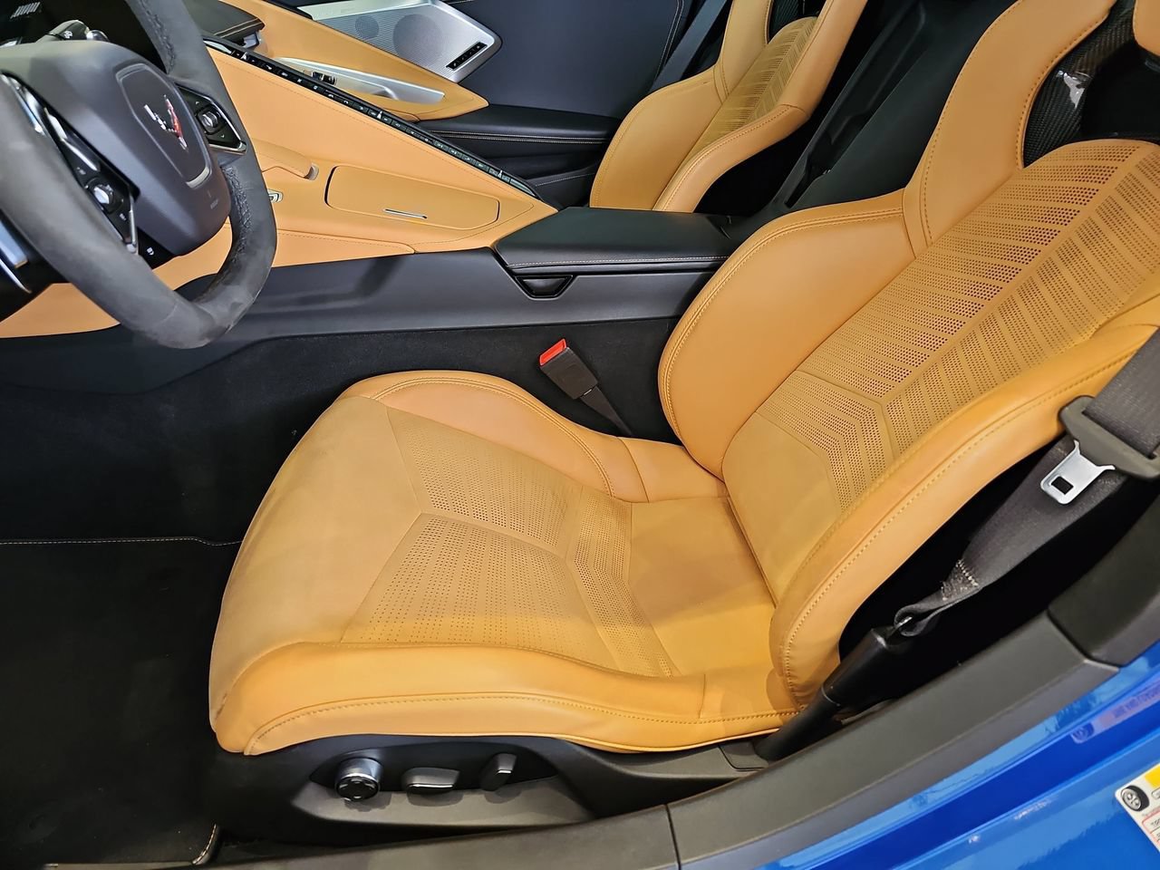 Certified 2021 Chevrolet Corvette Stingray Preferred Cpe w/ Z51 Performance Package RWD image 16