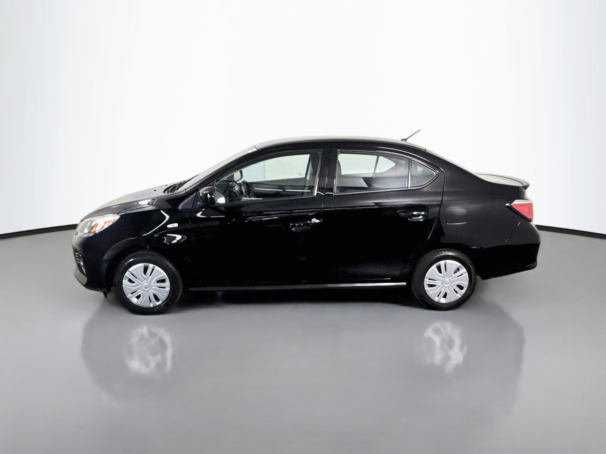 Used 2024 Mitsubishi Mirage G4 Black Edition FWD image 6
