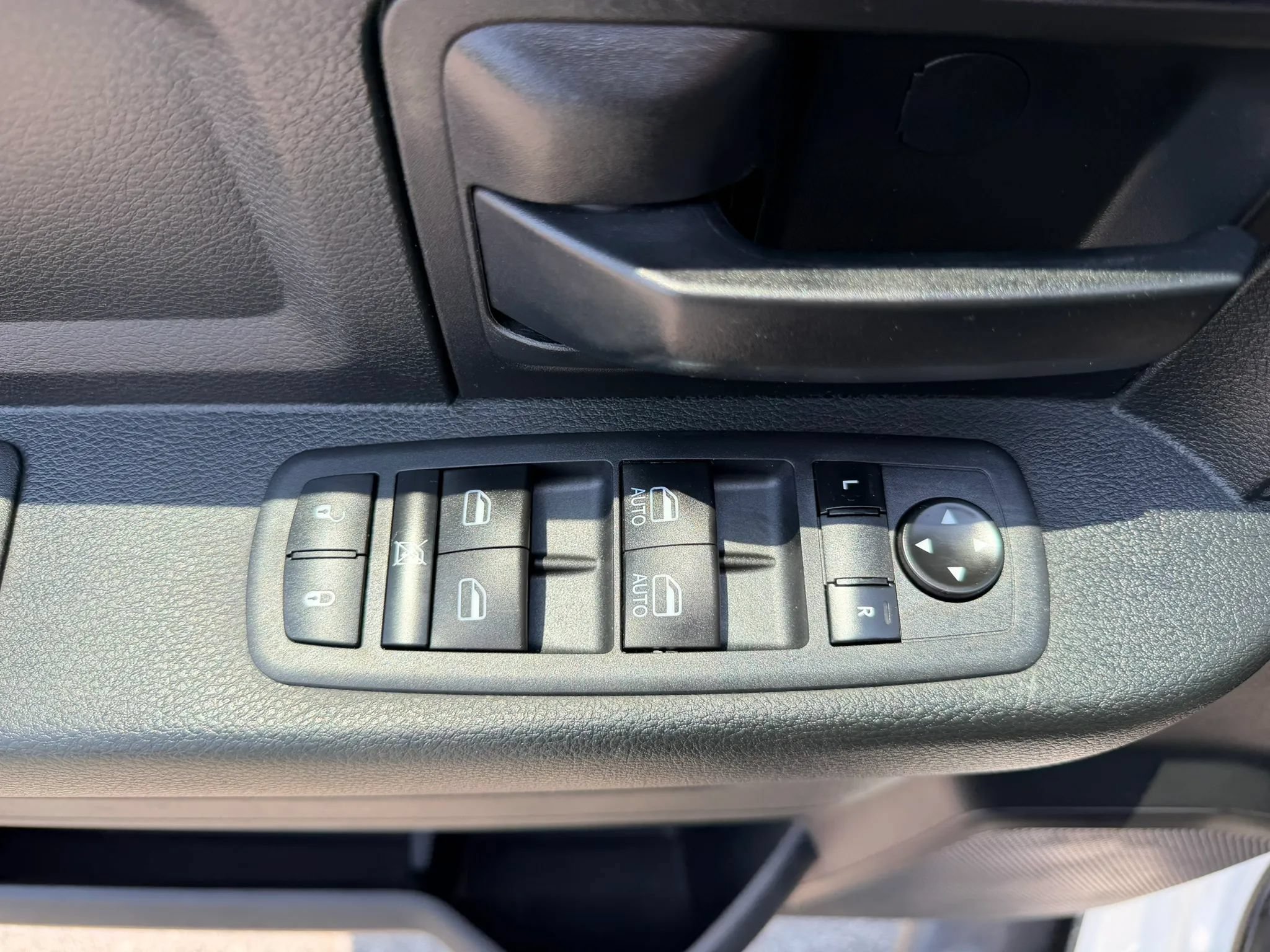 Used 2020 RAM 3500 Tradesman AWD/4WD image 27