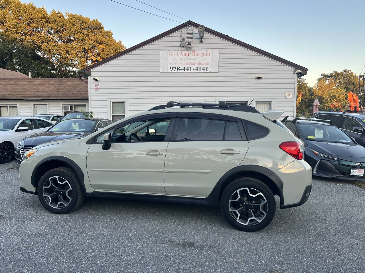 Used 2015 Subaru Crosstrek 2.0i Premium w/ Moonroof Package AWD/4WD image 2