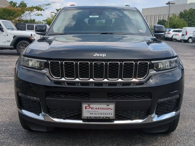 Used 2023 Jeep Grand Cherokee L Limited w/ Luxury Tech Group II AWD/4WD image 8