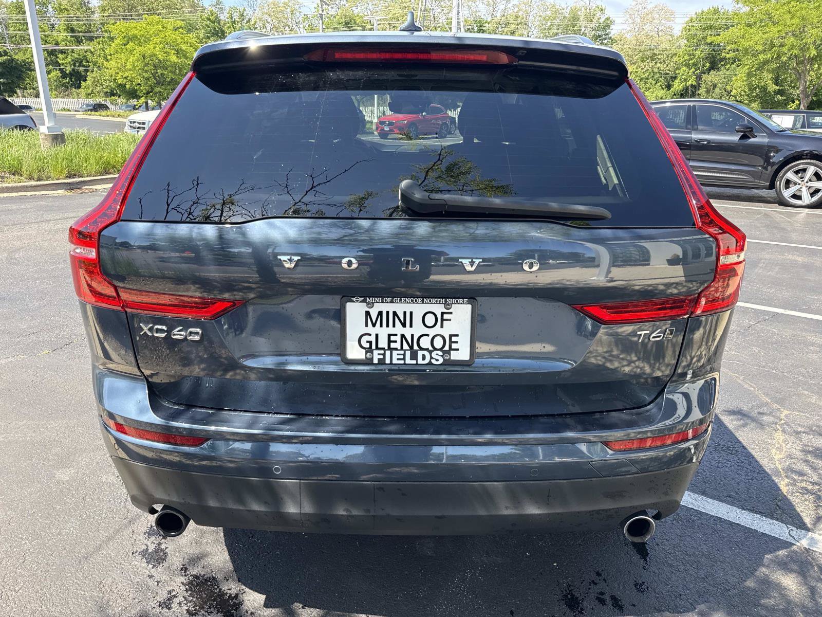 Used 2018 Volvo XC60 T6 Momentum w/ Convenience Package AWD/4WD image 7