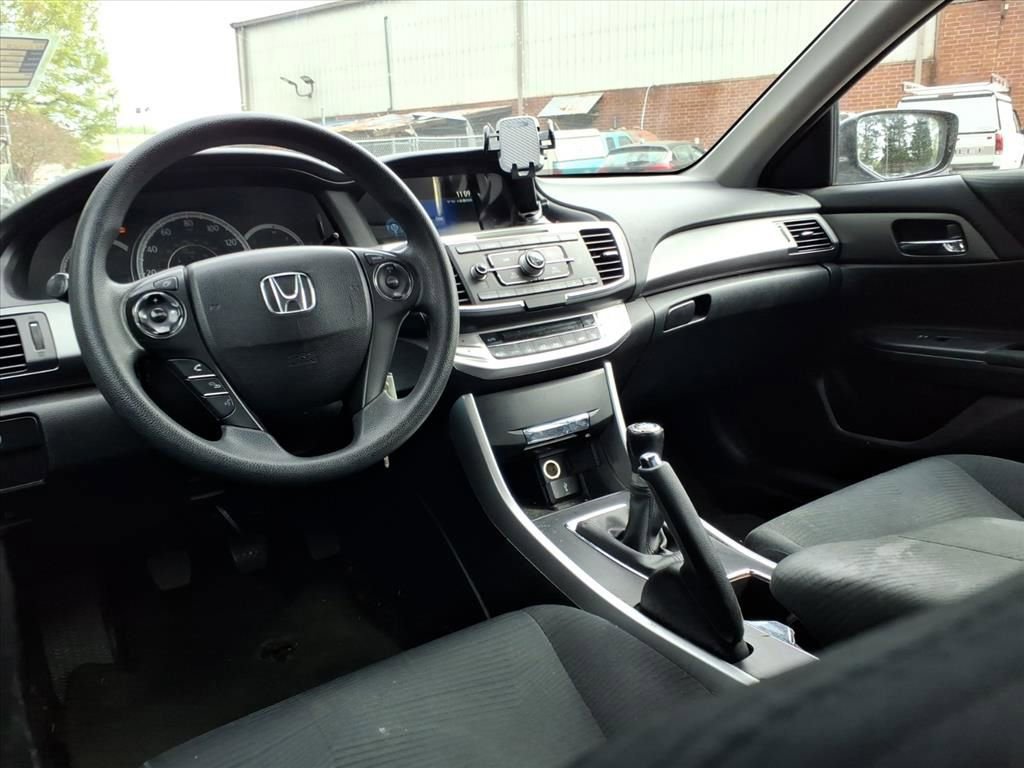 Used 2014 Honda Accord LX image 21