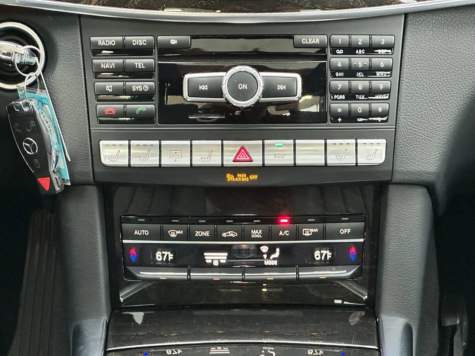 Used 2014 Mercedes-Benz E 550 4MATIC Sedan image 15