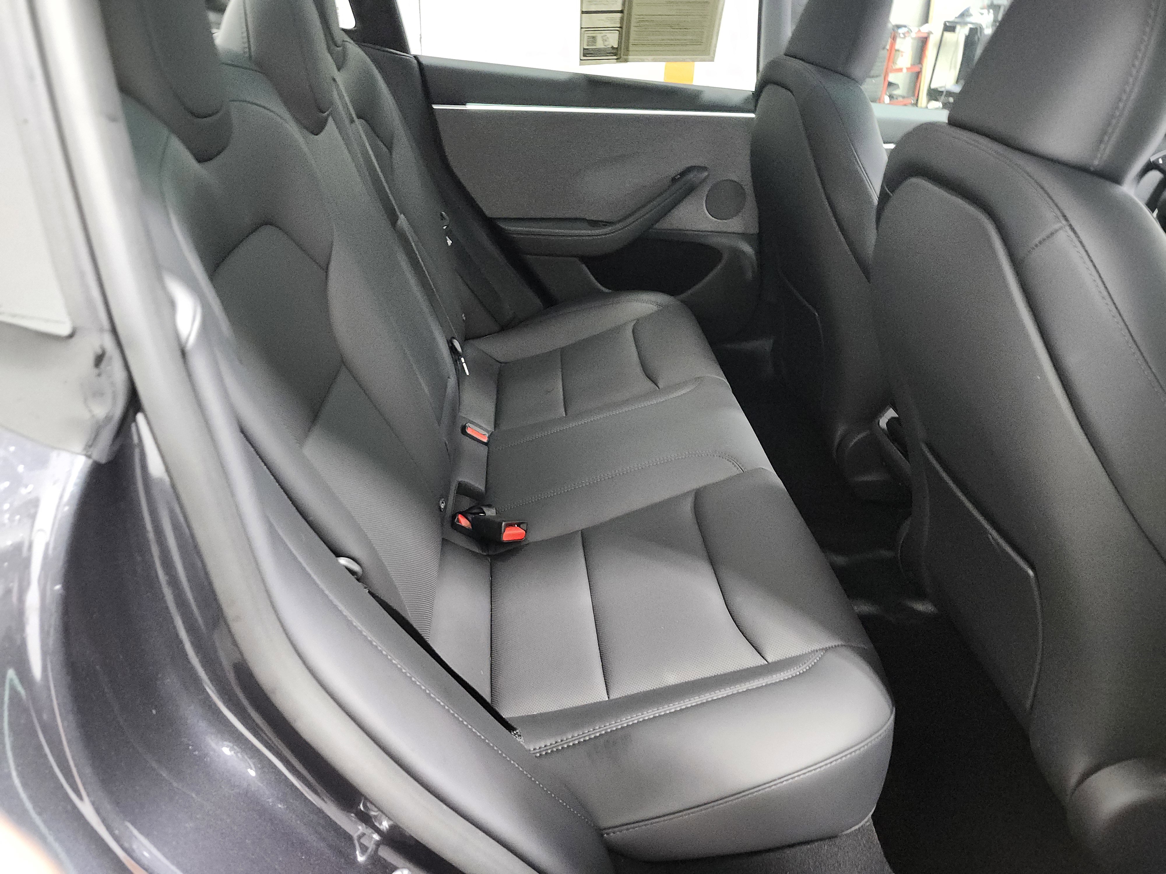 Used 2025 Tesla Model 3 Long Range image 12