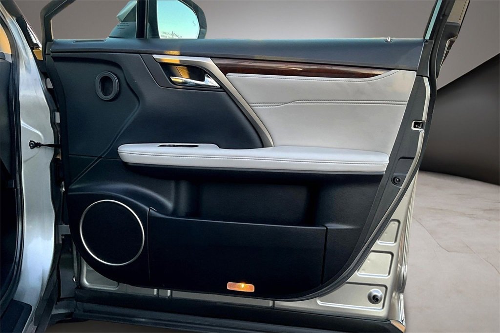 Used 2019 Lexus RX 350 AWD image 25