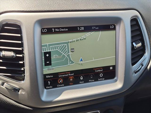 Used 2020 Jeep Compass Latitude w/ Popular Equipment Group FWD image 14