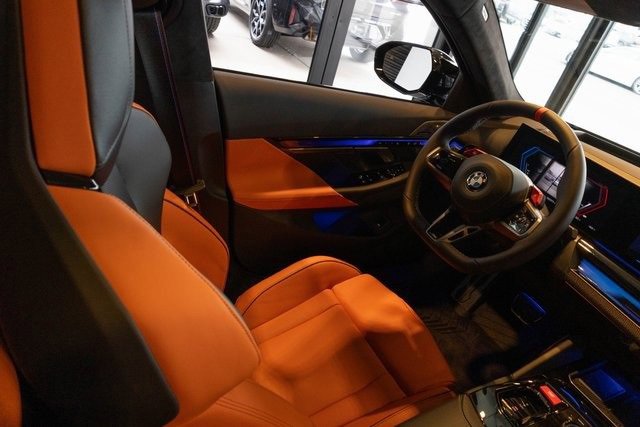 New 2026 BMW M5 Base w/ Executive Package image 17