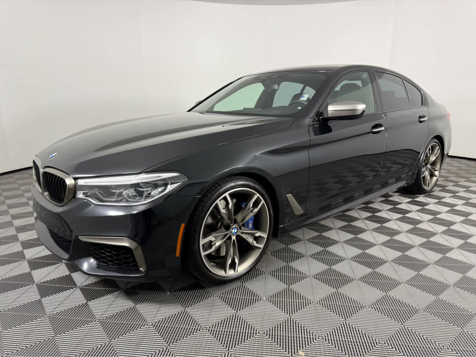 Used 2018 BMW M550i xDrive AWD/4WD image 7