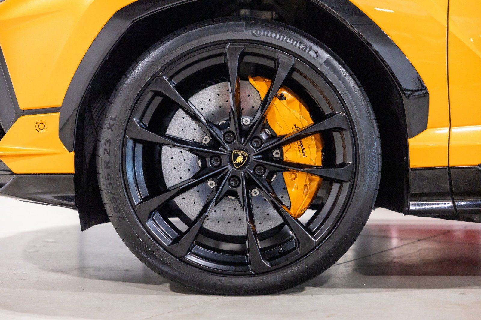 Used 2024 Lamborghini Urus S AWD/4WD image 19