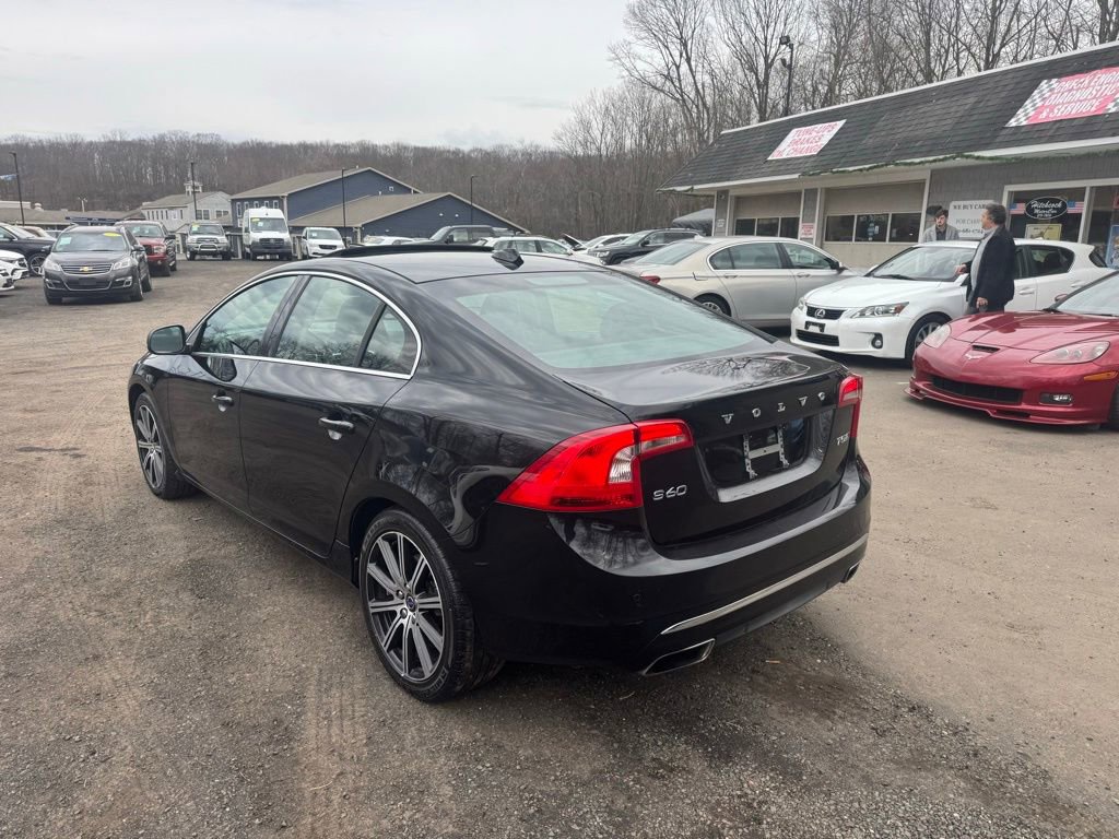 Used 2017 Volvo S60 T5 Inscription w/ Convenience Package image 9