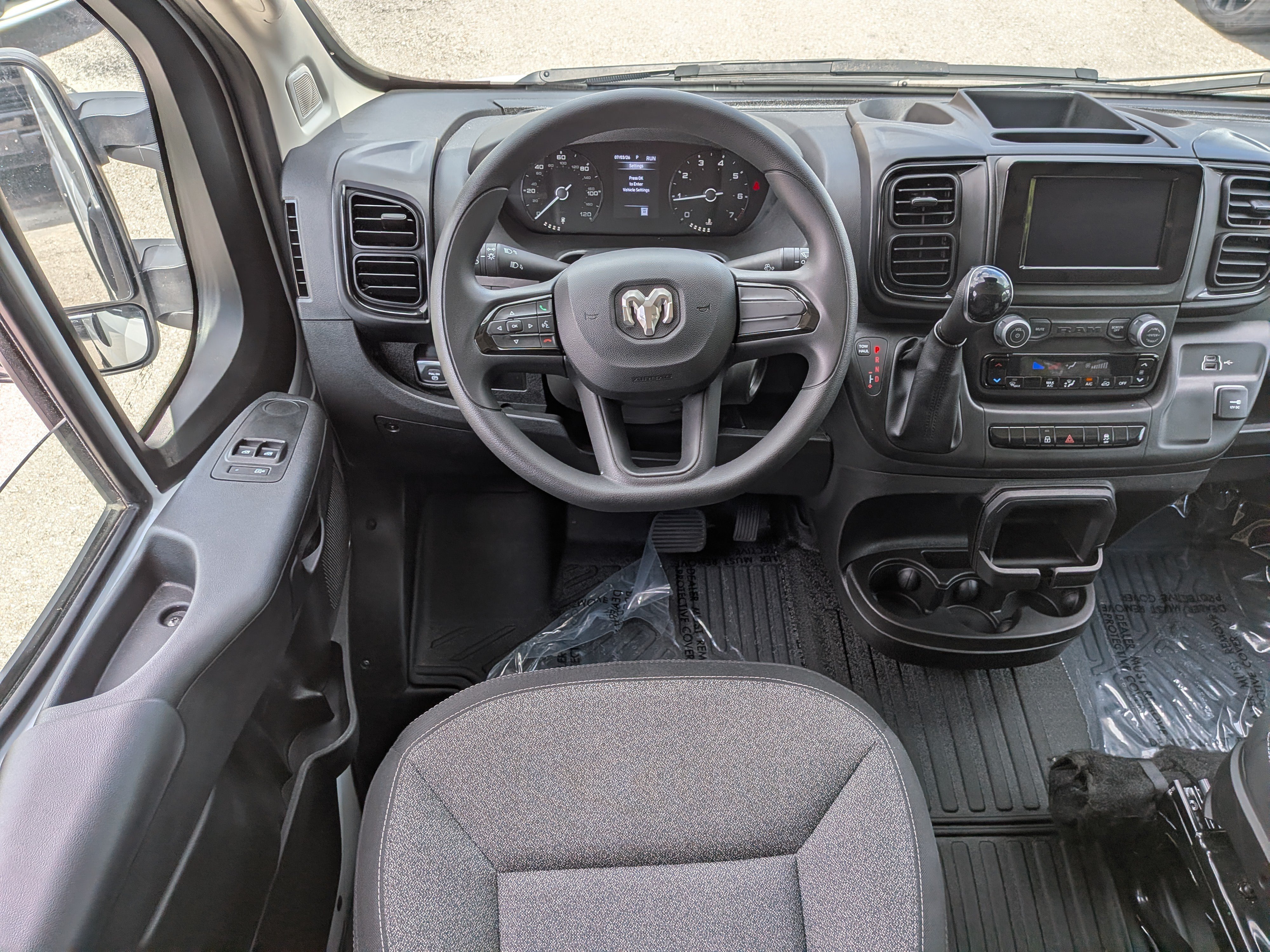 Used 2025 RAM ProMaster 1500 FWD image 16