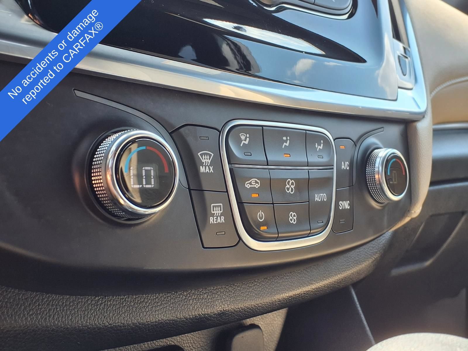 Used 2023 Chevrolet Traverse LS FWD image 30