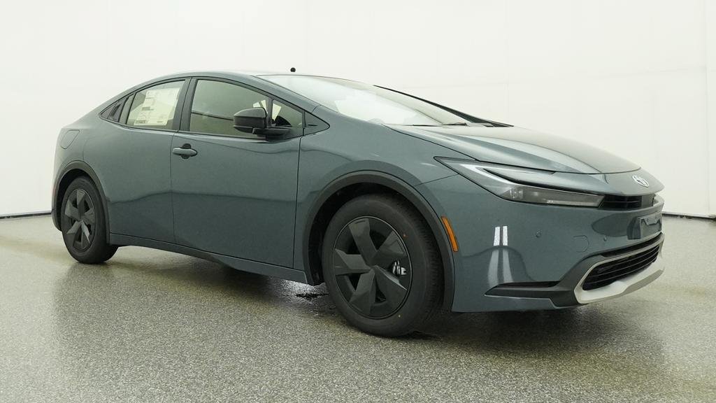 New 2027 Toyota Prius Plug-In Hybrid FWD image 9