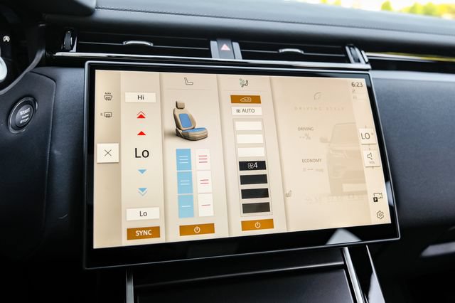 New 2026 Land Rover Range Rover Velar Belgravia AWD/4WD image 40