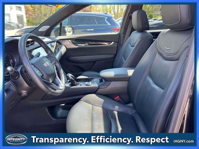 Used 2023 Cadillac XT6 Premium Luxury AWD/4WD image 16