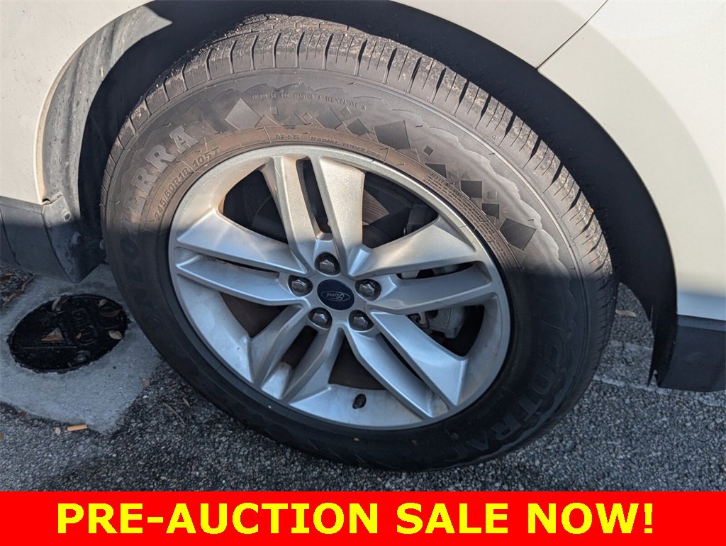 Used 2018 Ford Edge SEL image 10