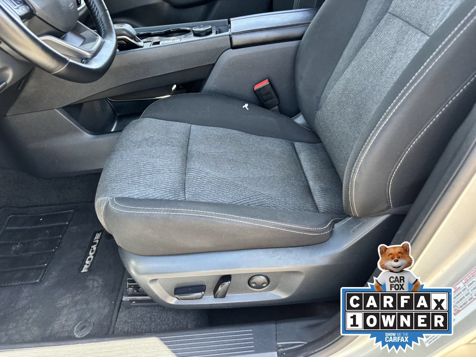 Used 2025 Nissan Rogue SV AWD/4WD image 21
