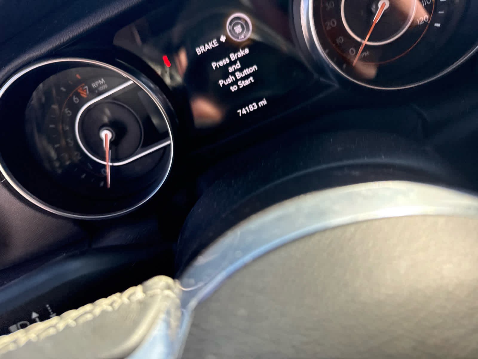 Used 2019 Jeep Wrangler Unlimited Sahara w/ Quick Order Package 24M Moab AWD/4WD image 9