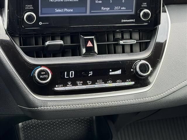Used 2022 Toyota Corolla SE FWD image 18