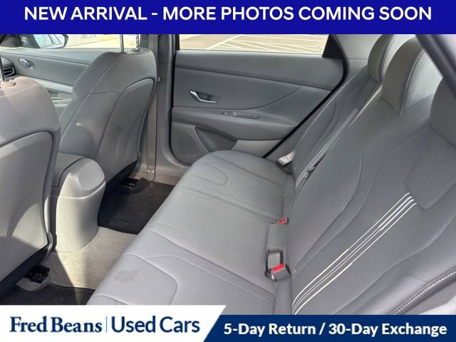 Used 2023 Hyundai Elantra SEL image 11