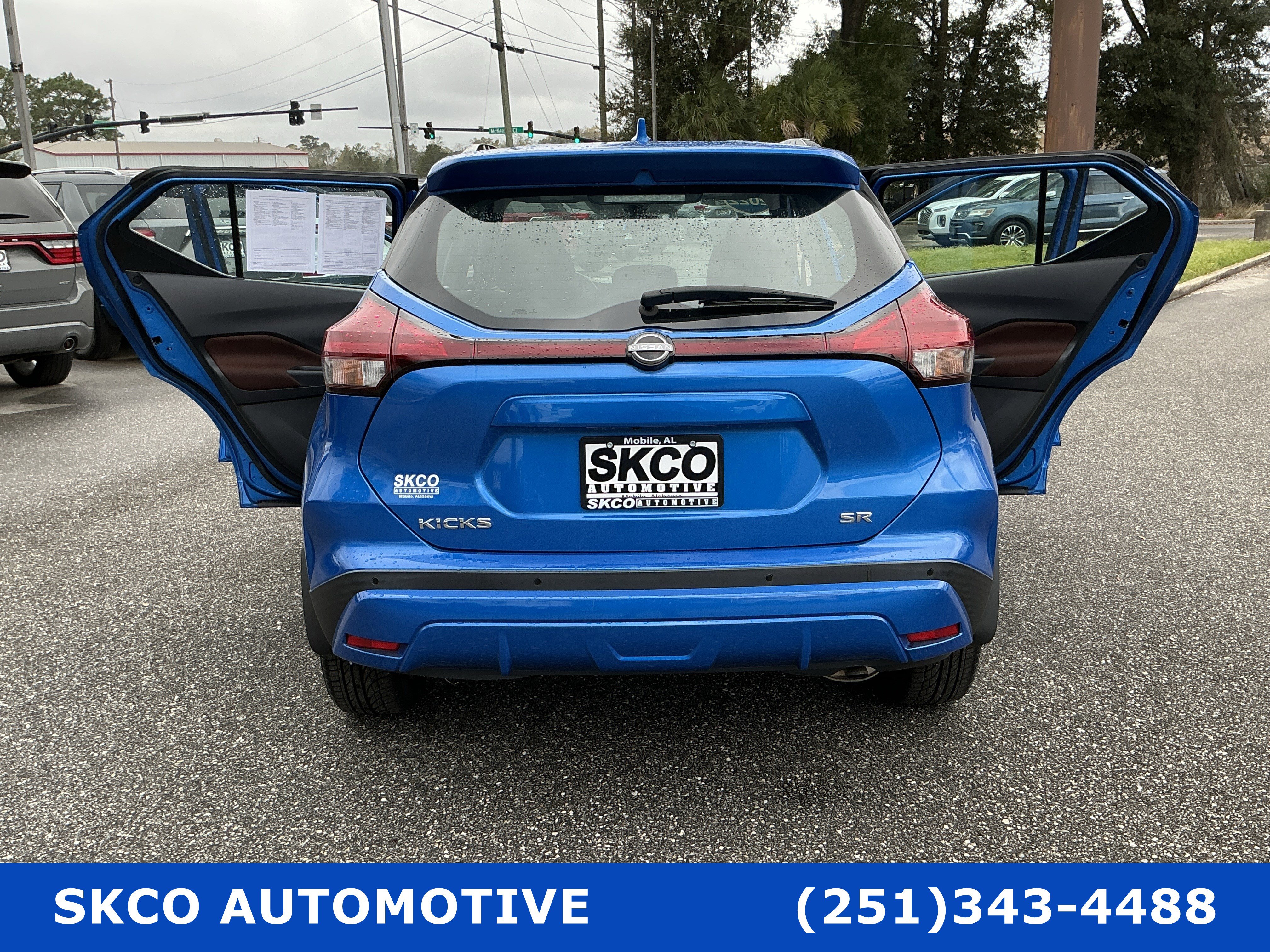 Used 2022 Nissan Kicks SR image 32