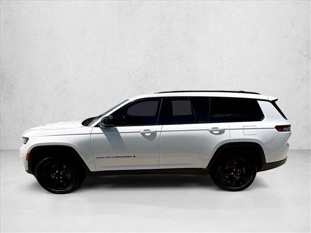 Used 2022 Jeep Grand Cherokee L Laredo RWD image 4