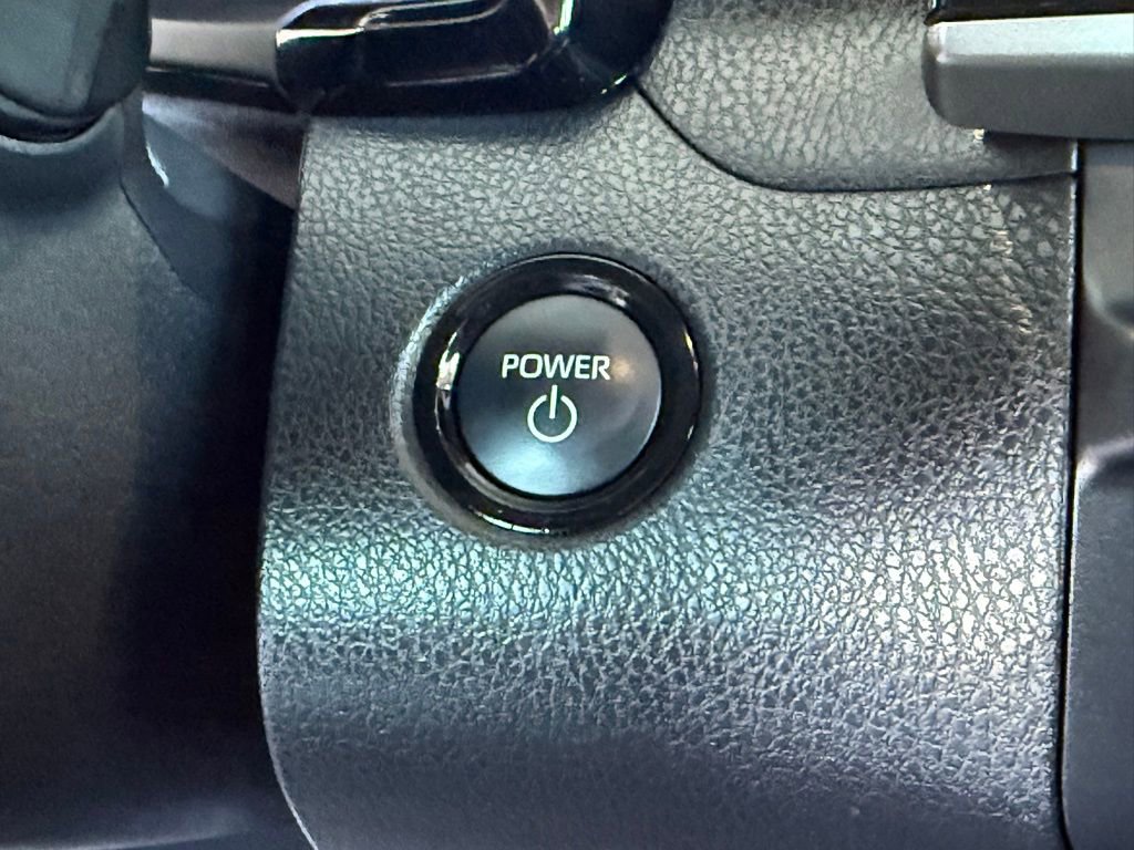 Certified 2025 Toyota Camry SE image 33