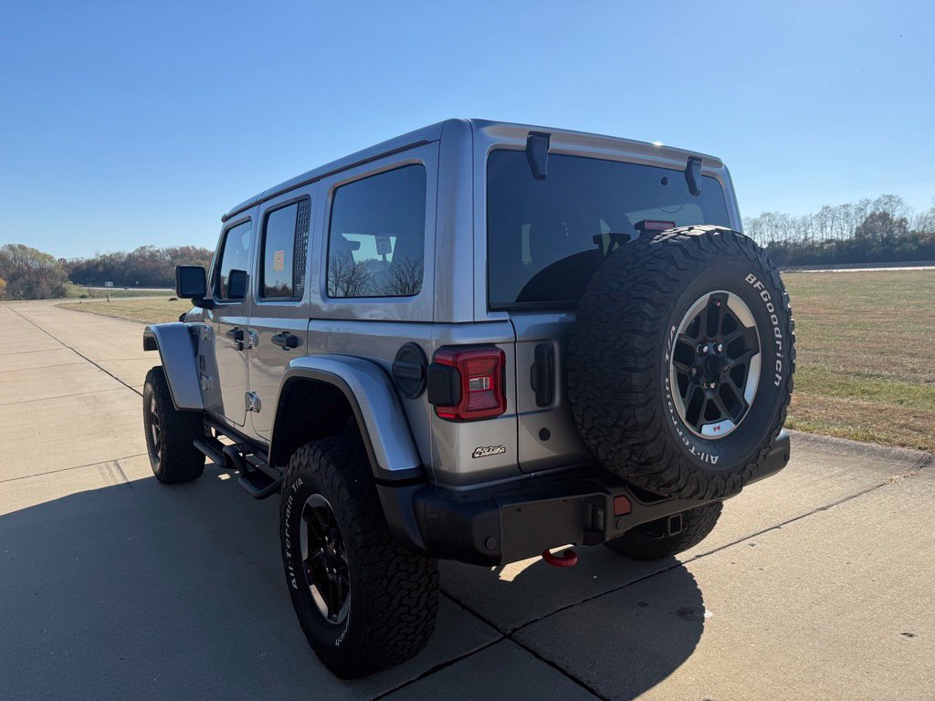 Used 2018 Jeep Wrangler Unlimited Rubicon w/ Dual Top Group AWD/4WD image 7