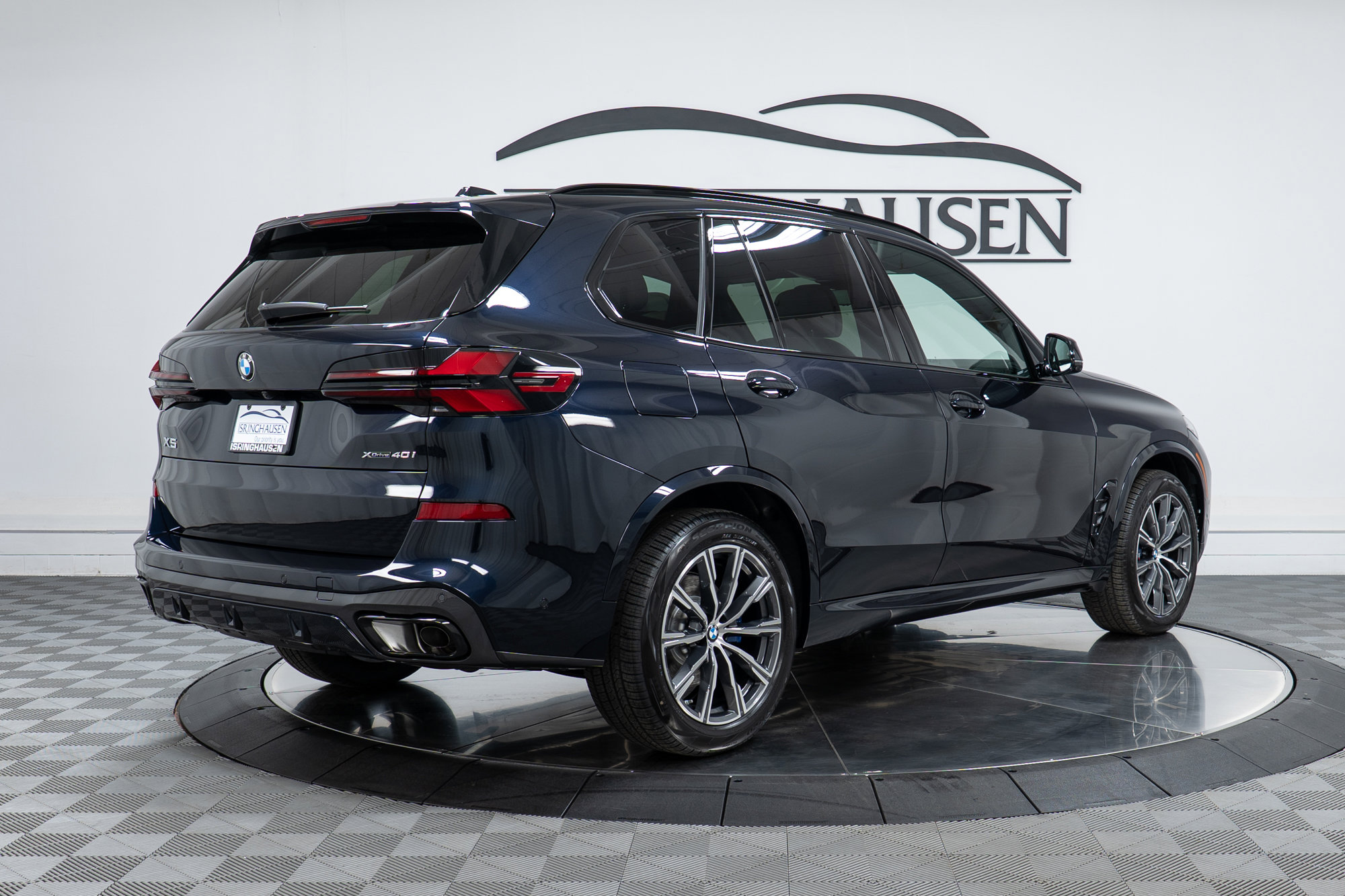 New 2026 BMW X5 xDrive40i w/ M Sport Package image 5