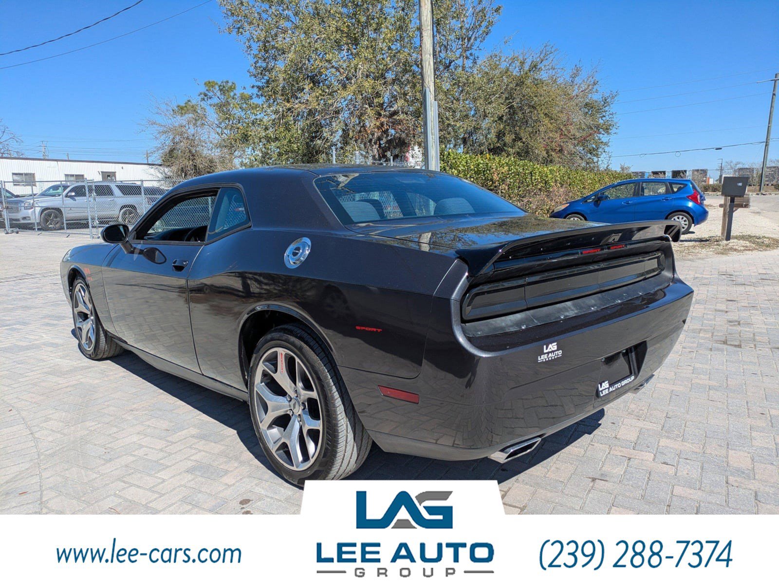 Used 2014 Dodge Challenger SXT RWD image 5