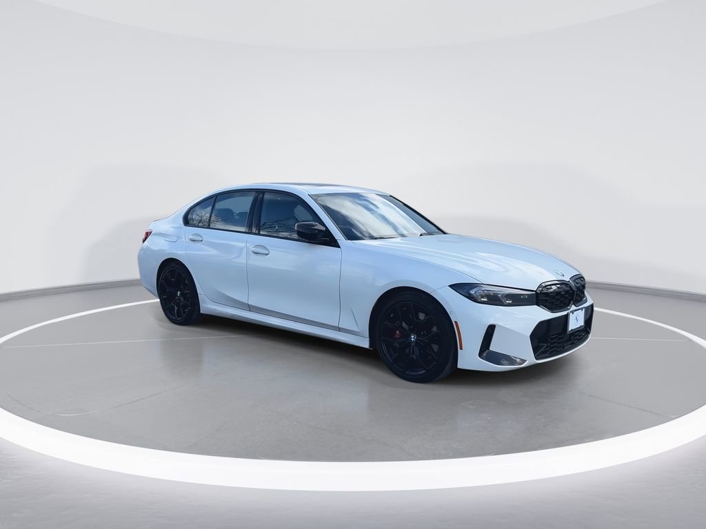 Used 2025 BMW M340i xDrive w/ Premium Package image 2