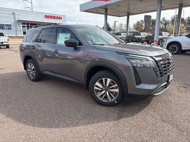 New 2026 Nissan Pathfinder SL AWD/4WD image 1