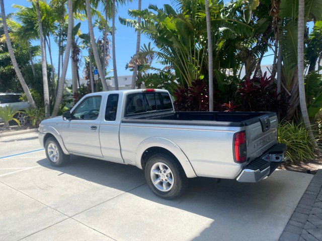 Used 2002 Nissan Frontier XE image 6