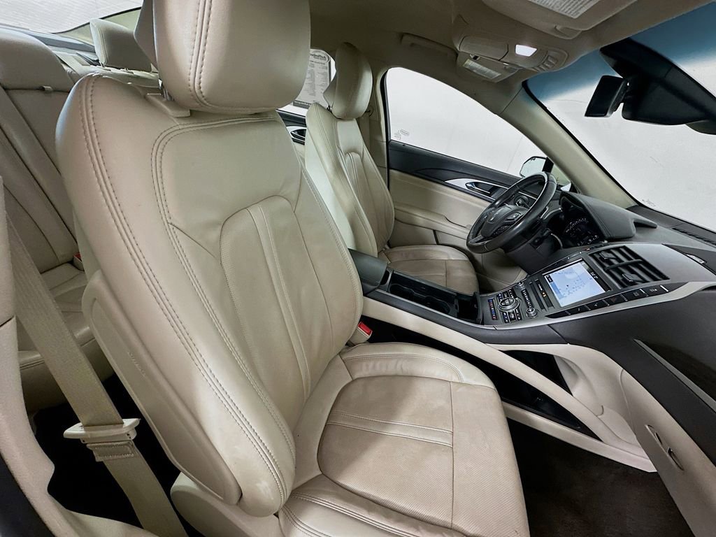 Used 2018 Lincoln MKZ Reserve w/ Technology Package image 28