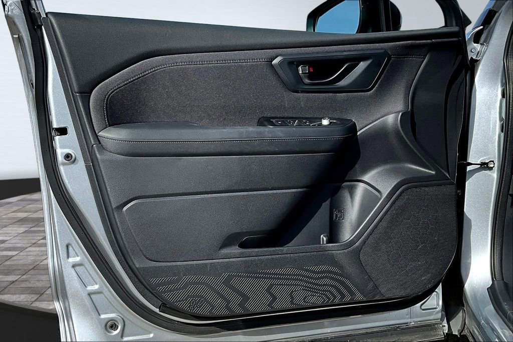 Used 2026 Subaru Forester Premium AWD/4WD image 18