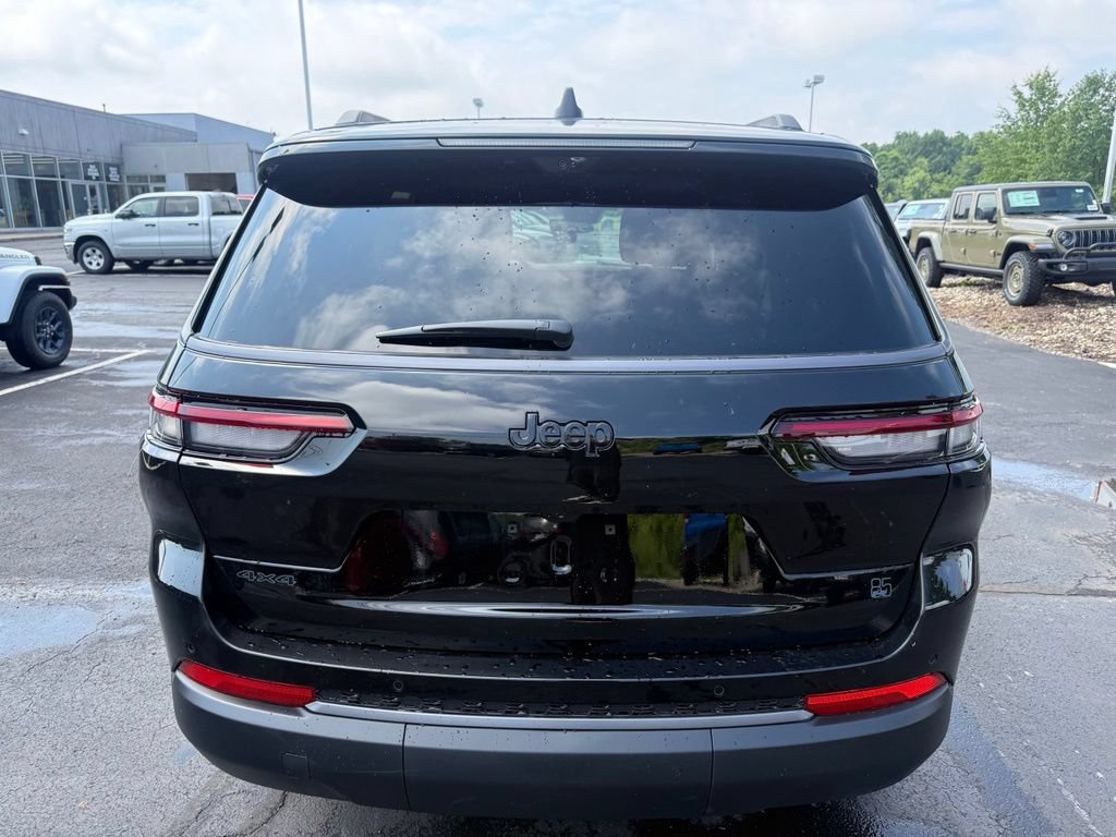 New 2026 Jeep Grand Cherokee L Limited AWD/4WD image 8